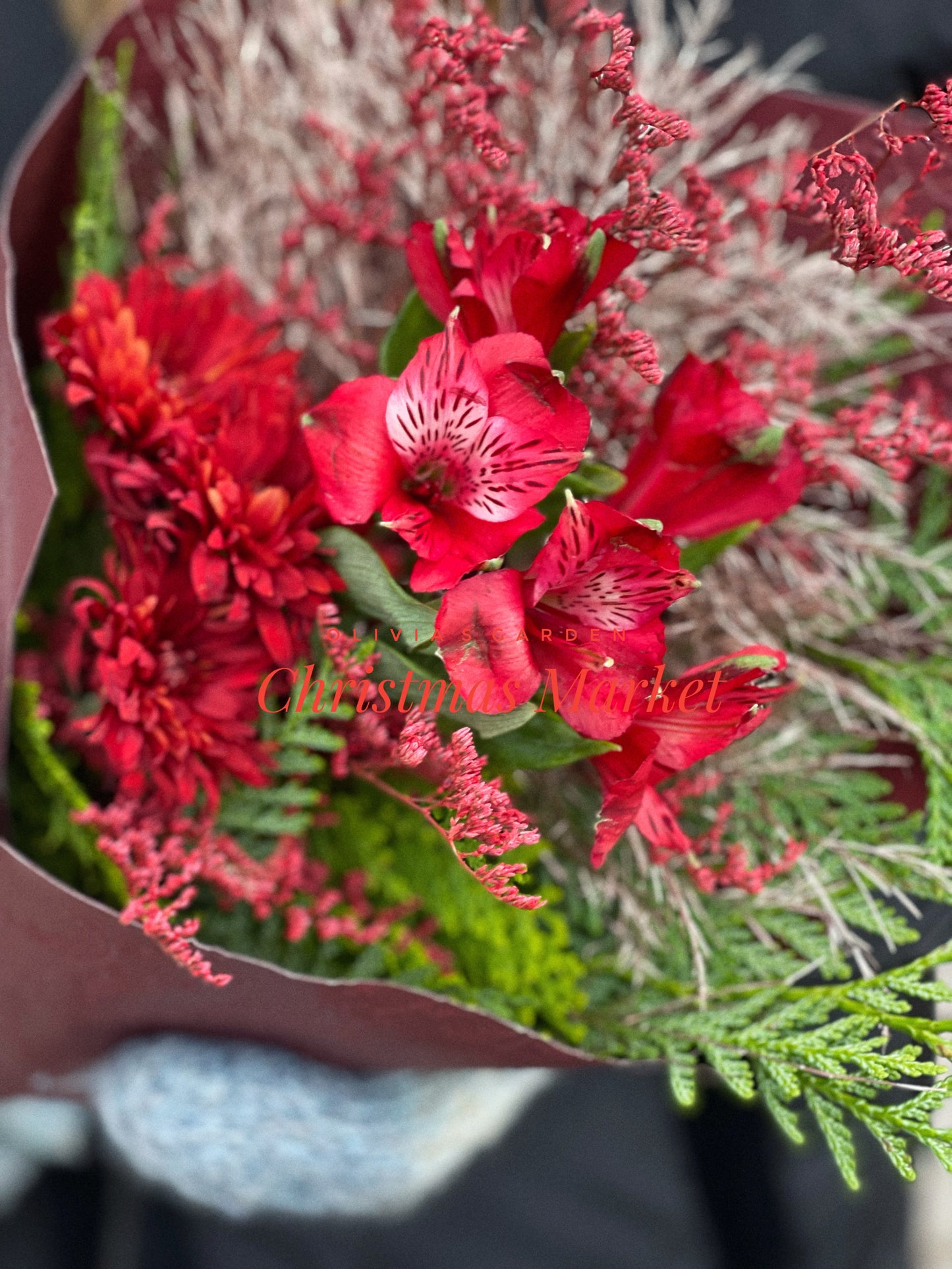 Holiday Flowers - Bouquet